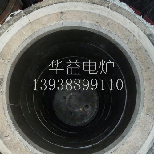 中頻熔煉爐為什么會(huì)產(chǎn)生漏爐